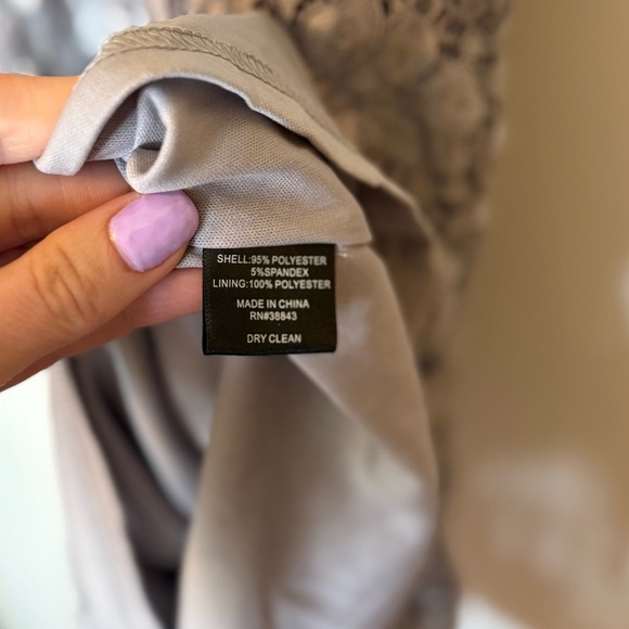 Sam Edelman NWT Cross Neck Lace Sleeveless Midi Dress in Grey- Size 2 - Picture 6 of 6